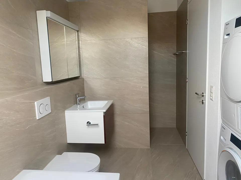 4.5 Zimmer, 116 m², 1. Stock