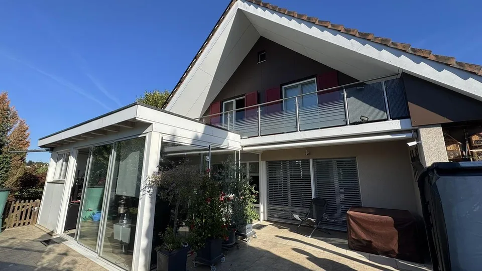 Charmantes Einfamilienhaus mit Garten an sonniger Wohn-/Aussichtslage