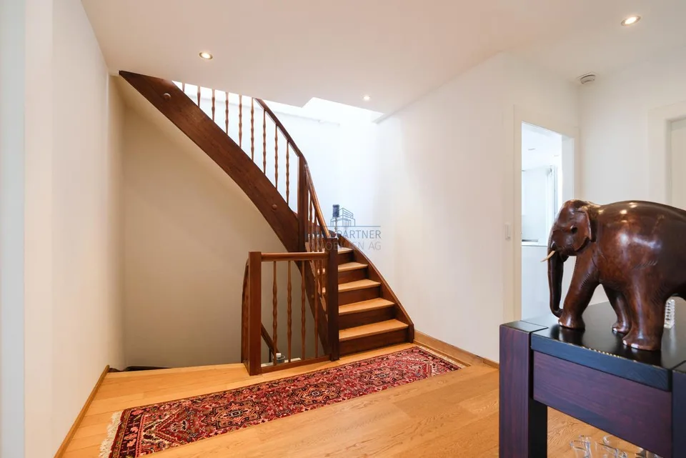Wohnen mit Weitblick – Grosszügige Maisonette-Dachwohnung in Basel – foto 8 di 13