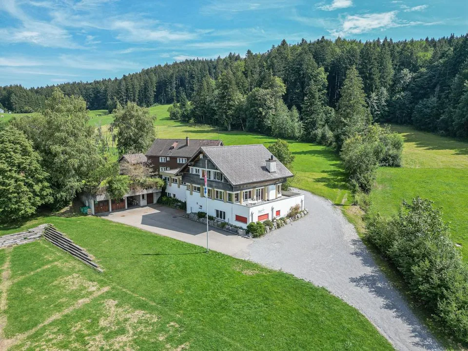 Grosses Ferienlagerhaus mit viel Platz für Gruppen und Aktivitäten – photo 6 sur 25