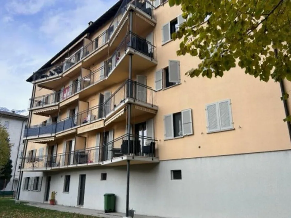 LUMINOSO E SPAZIOSO APPARTAMENTO DI 4.5 LOCALI COMPLETAMENTE RISTRU... – foto 30 di 30