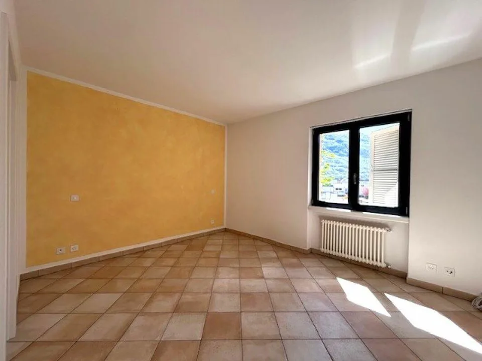 LUMINOSO E SPAZIOSO APPARTAMENTO DI 4.5 LOCALI COMPLETAMENTE RISTRU... – foto 21 di 30