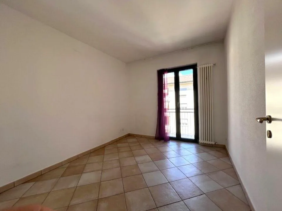 LUMINOSO E SPAZIOSO APPARTAMENTO DI 4.5 LOCALI COMPLETAMENTE RISTRU... – foto 22 di 30