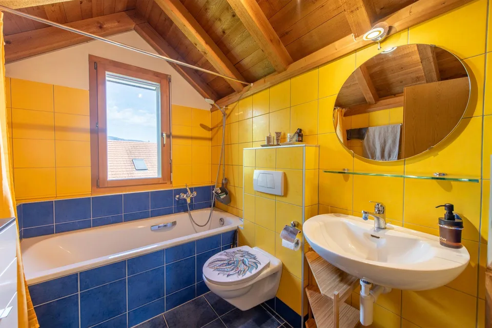 Nachhaltig wohnen - Minergie-Haus mit Wintergarten und Garten – Foto 7 von 13
