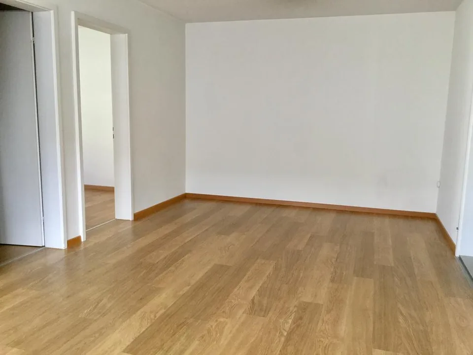 Appartamento affascinante con balcone cerca nuovi inquilini ...