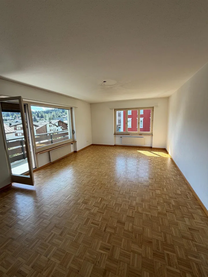 4.5-Zimmerwohnung befristet bi im Herzen von Flims