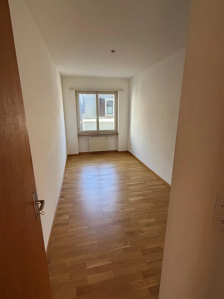 4.5-Zimmerwohnung befristet bi im Herzen von Flims