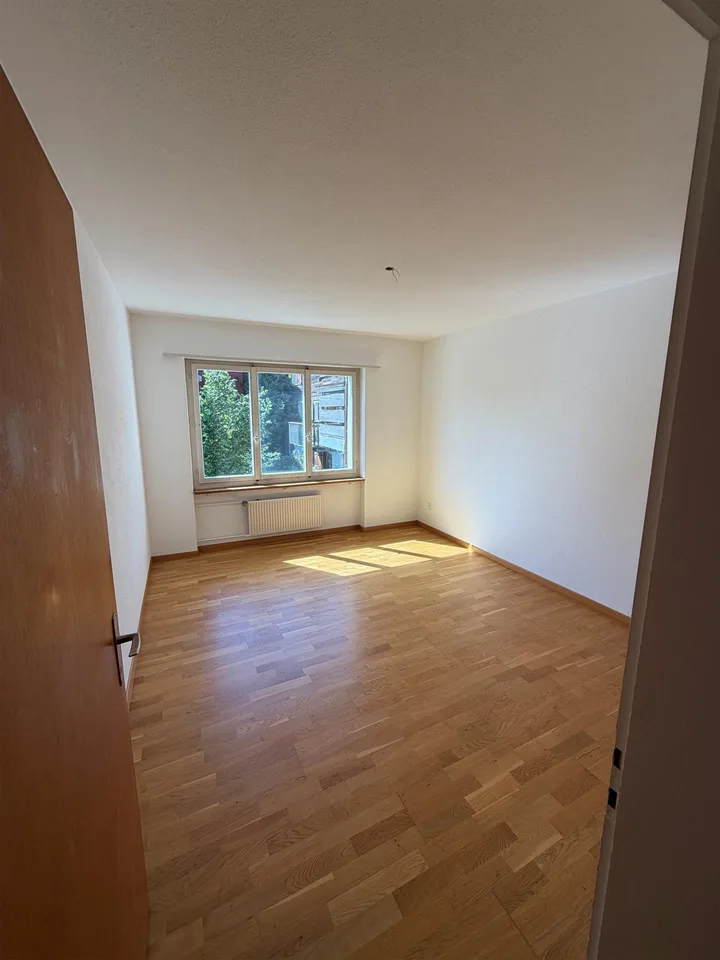 4.5-Zimmerwohnung befristet bi im Herzen von Flims