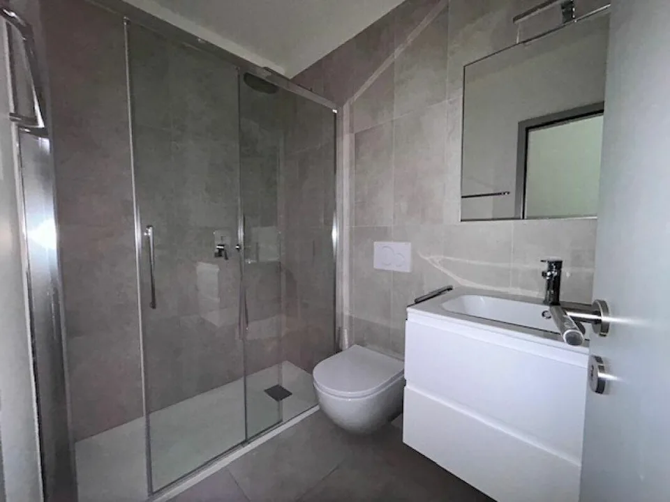 APPARTAMENTO 1.5 LOCALI CON GRANDE BALCONE – foto 8 di 14
