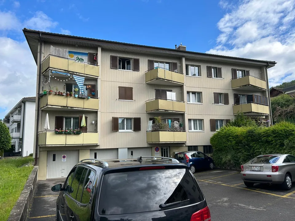 Helle und gepflegte Wohnung mit Balkon in Affoltern am Albis