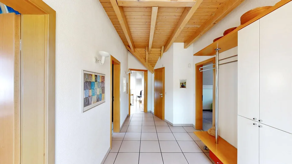 6,5 Zimmer Architektenhaus mit grossem Gartenparadies und Garage – photo 7 of 14