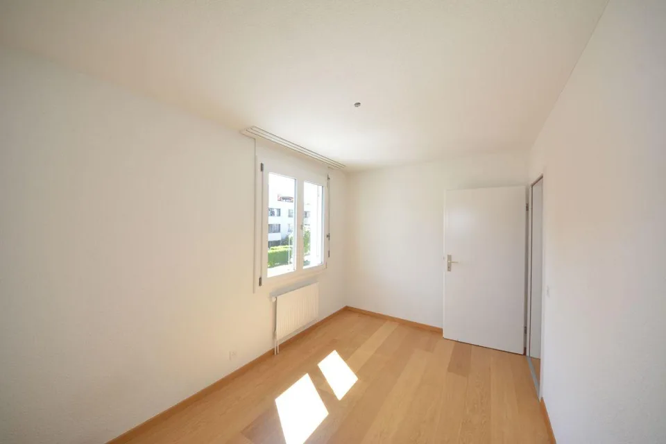 Familienfreundliche 4.5 Zimmerwohnung im Grünen