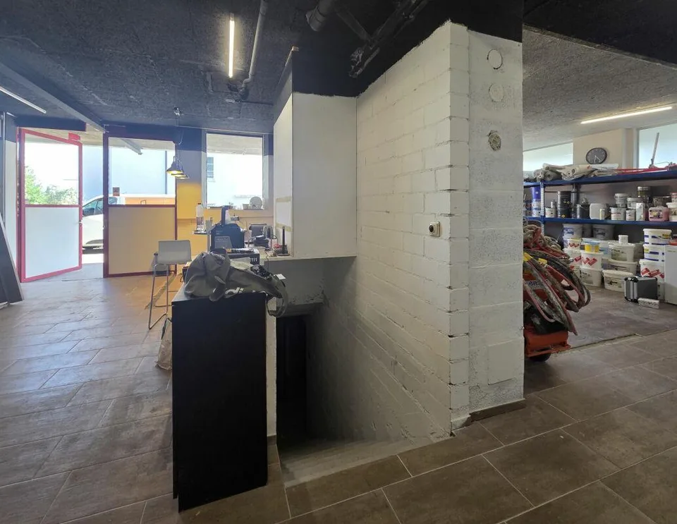 Gewerberaum im Zentrum von Meggen – Foto 3 von 8