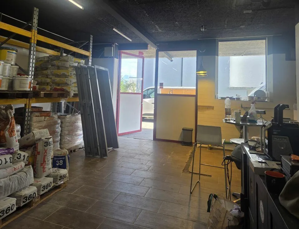 Gewerberaum im Zentrum von Meggen – Foto 2 von 8