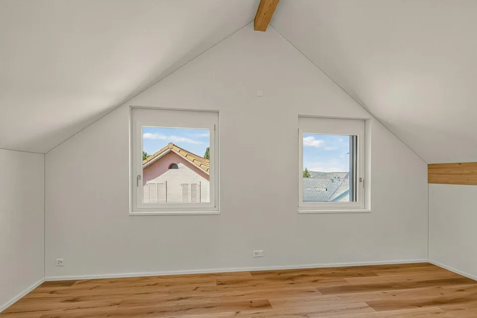 Erstvermietung - Moderne 4.5-Zimmer-Maisonettewohnung an zentraler Lage
