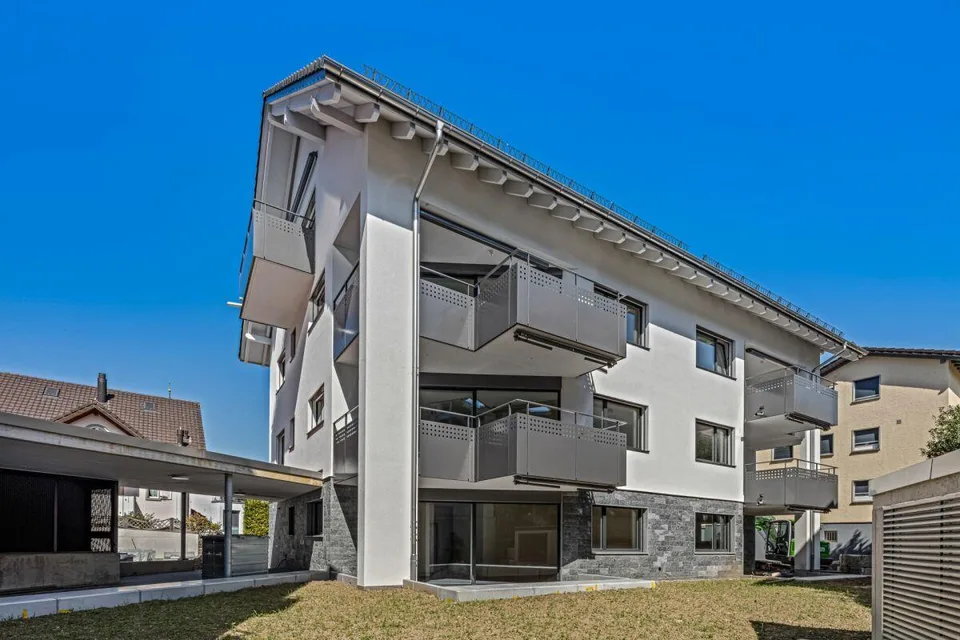 Erstvermietung - Moderne 3.5-Zimmer Wohnung an zentraler Lage