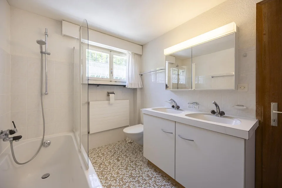 Casa unifamiliare con appartamento – foto 10 di 21