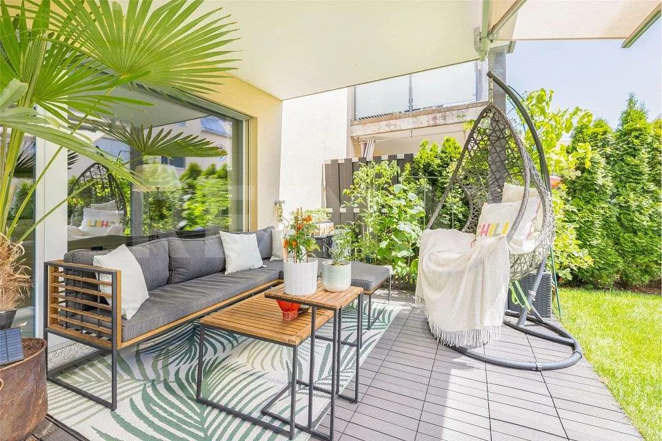 Moderne Gartenwohnung, Hobbyraum und Tiefgaragenplatz - Minergie-Standard! – Foto 6 von 13