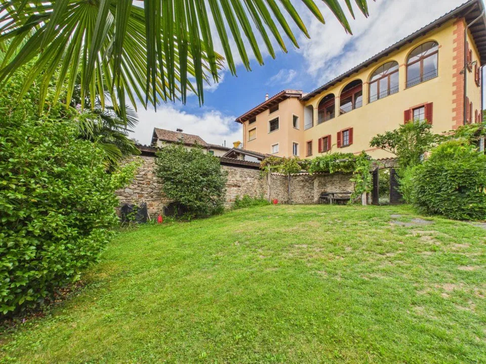 Charakteristische 4.5 Zimmerwohnung im Herzen von Origlio mit Parkplatz und Garten – Foto 13 von 15