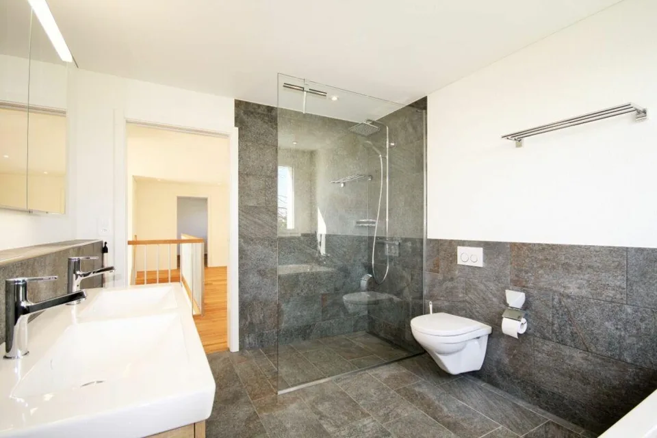 Casa unifamiliare di 4,5 locali con vista panoramica e fienile – foto 6 di 16