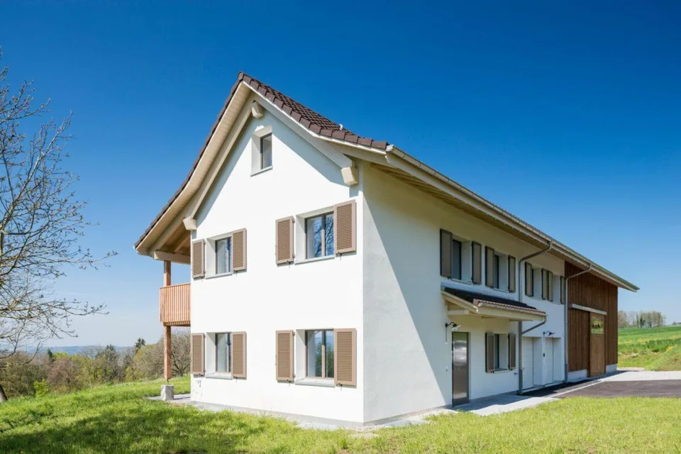 Casa unifamiliare di 4,5 locali con vista panoramica e fienile – foto 12 di 16