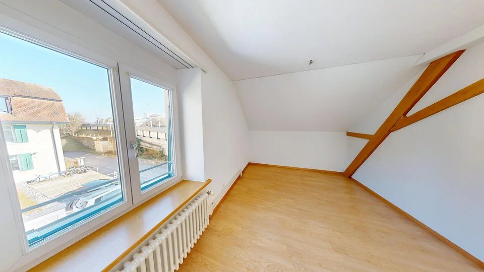 Charmante Dachgeschosswohnung mit viel Stauraum