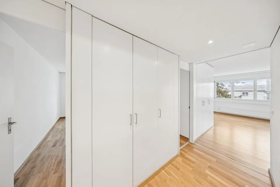 Moderne und ruhig gelegene Wohnung in Stettlen