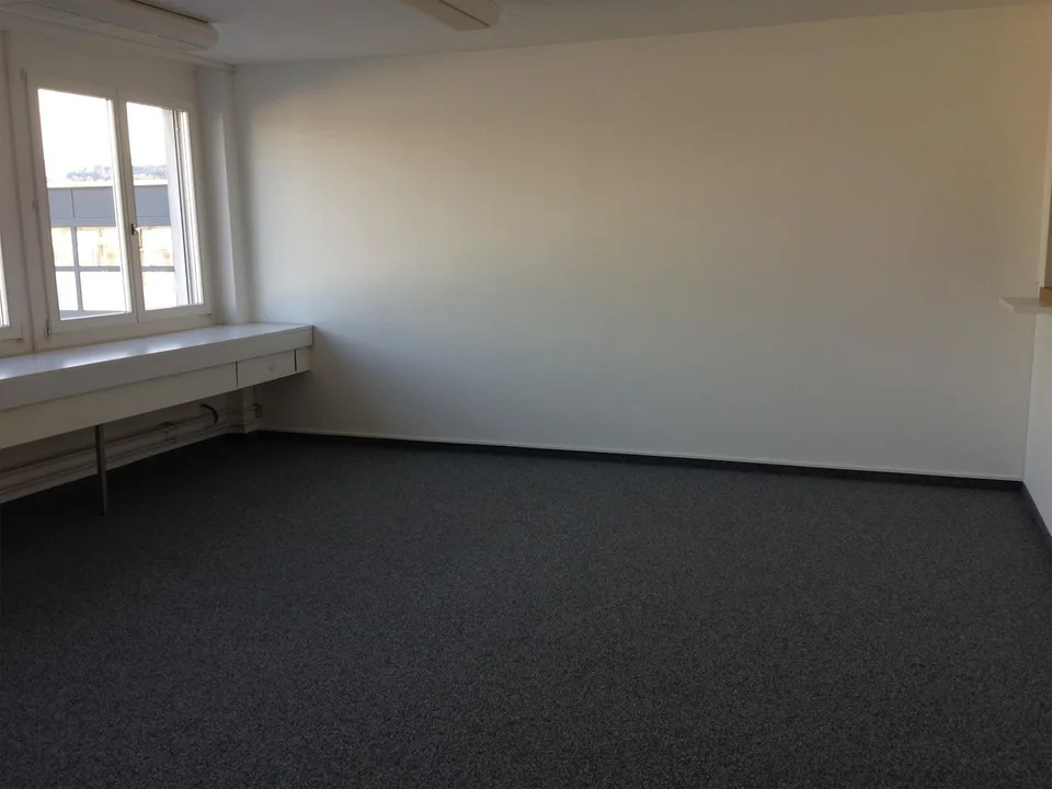 diverse, preiswerte Büroräume in vielfältigem Gewerbegebäude – Foto 7 von 7