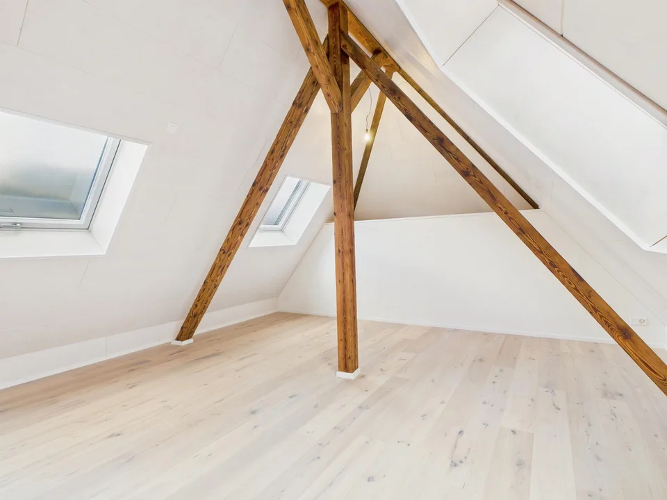 Exklusive 6.5-Zimmer Maisonette-Wohnung in Bettlach - Erstbezug nach Renovierung