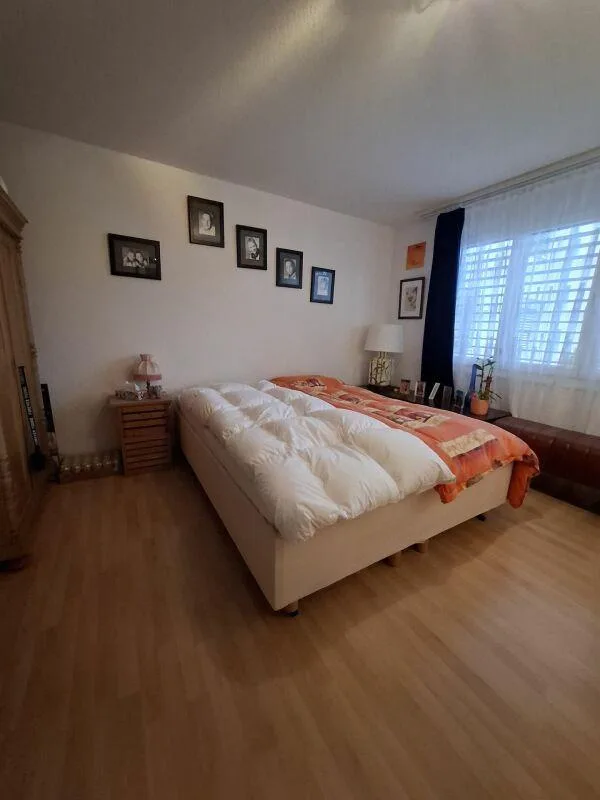 Grosszügige 4.5 Wohnung