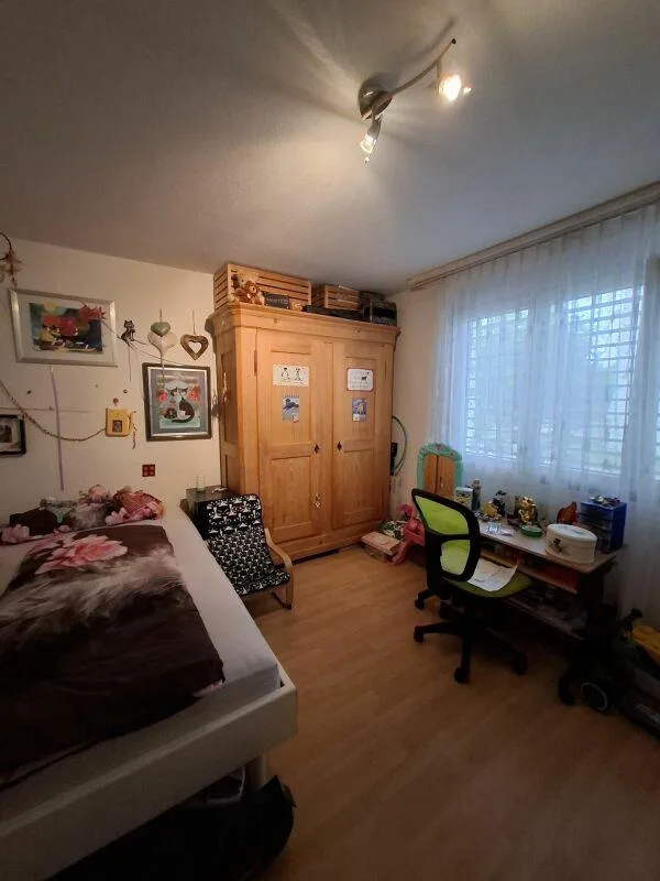 Grosszügige 4.5 Wohnung