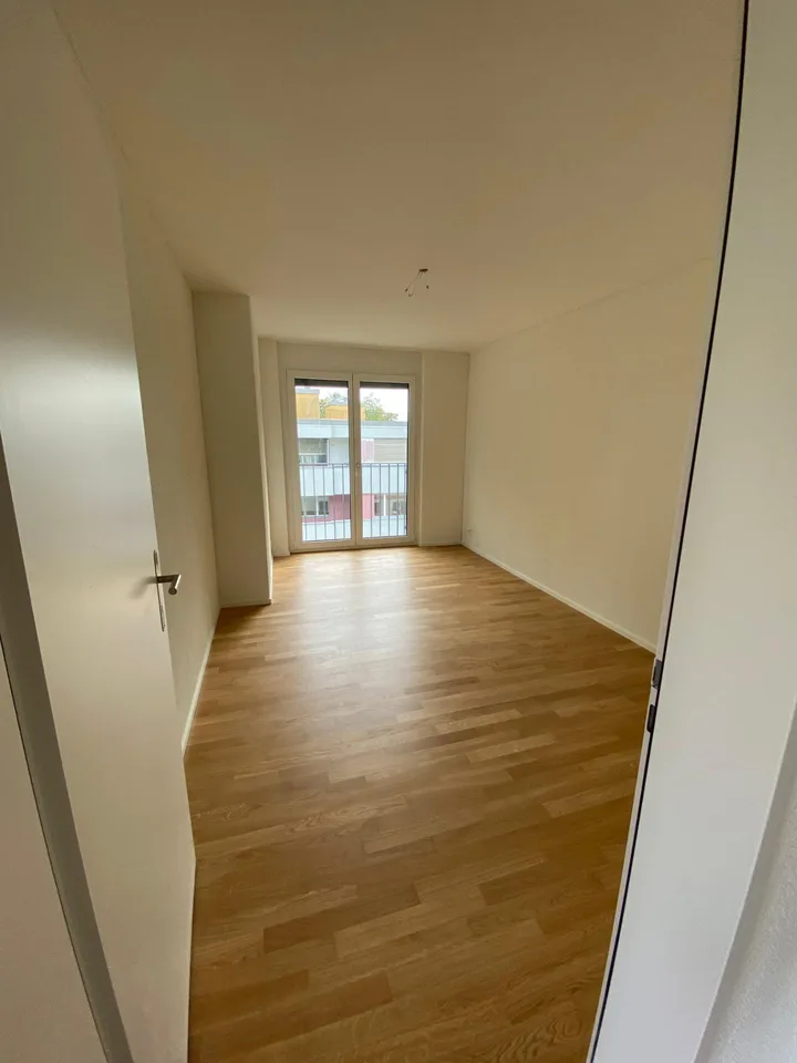 Erstbezug Neubau 3.5-Zimmerwohnung an zentraler Lage – foto 6 di 7