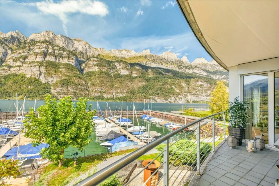 Wohnen in erster Seereihe: 4.5-Zimmerwohnung mit Seepanorama und Blick auf die Churfirsten – Foto 18 von 22