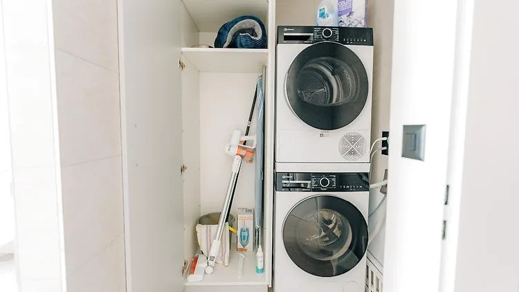 APPARTEMENT DUPLEX 4½ PIÈCES À BIEL/BIENNE (BE), MEUBLÉ, DURÉE DÉTERMI – foto 19 di 20