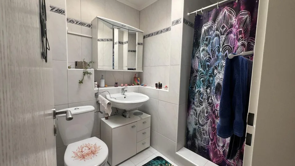 5.5-Zimmerwohung mit grosszügigem Grundriss und Terrasse wartet auf...