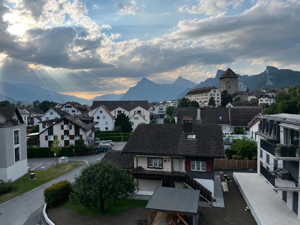 Moderne Attikawohnungen mit grosser Terrasse