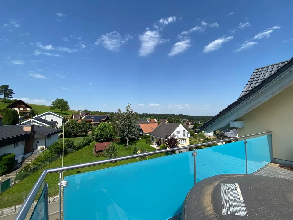Grosszügiges 4.5-Zimmer Einfamilienhaus mit Wintergarten – Foto 12 von 13