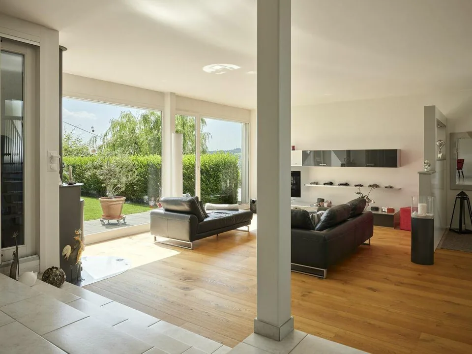 Einfamilienhaus mit Doppelgarage – Foto 2 von 13