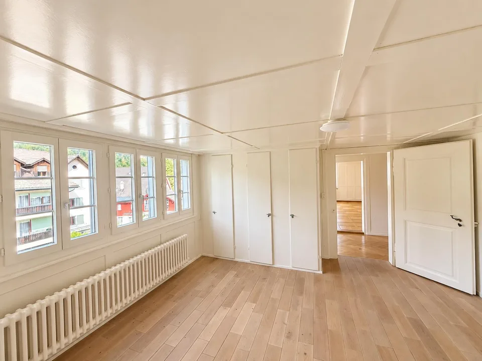 Geräumige 3.5-Zimmer-Wohnung mit Charme in Bauma