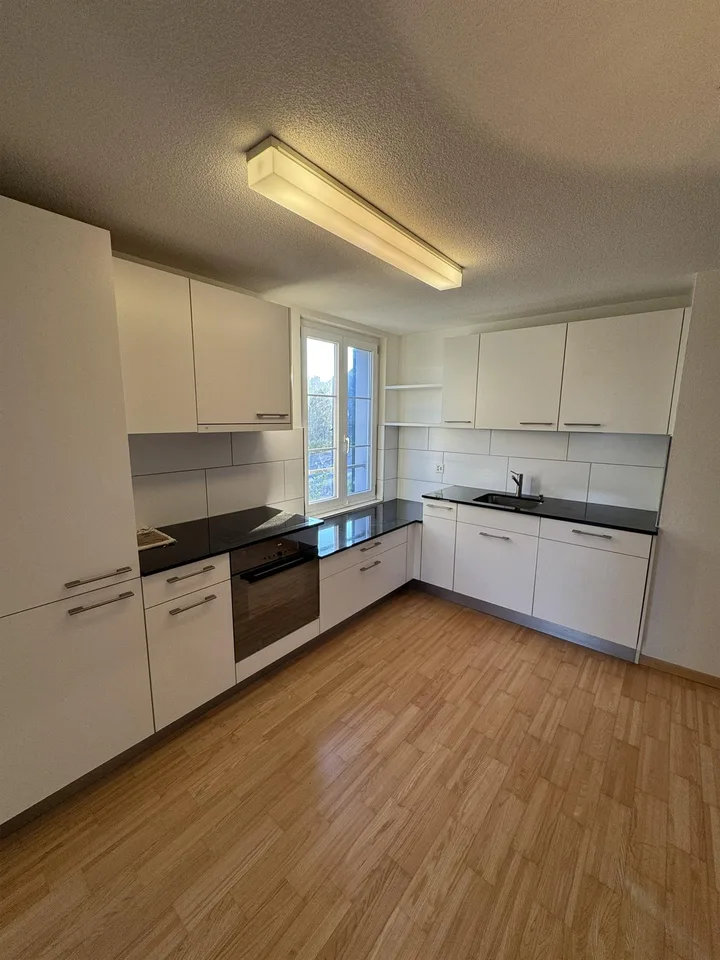 Charmante 3.5-Zimmerwohnung in denkmalgeschütztem Bauernhaus