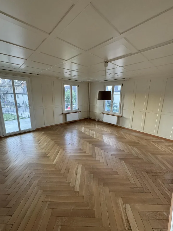 Charmante 3.5-Zimmerwohnung in denkmalgeschütztem Bauernhaus