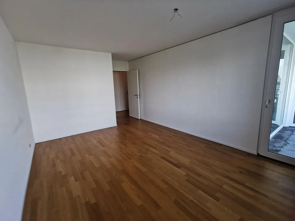 Moderne 2.5-Zimmerwohnung im 1.OG