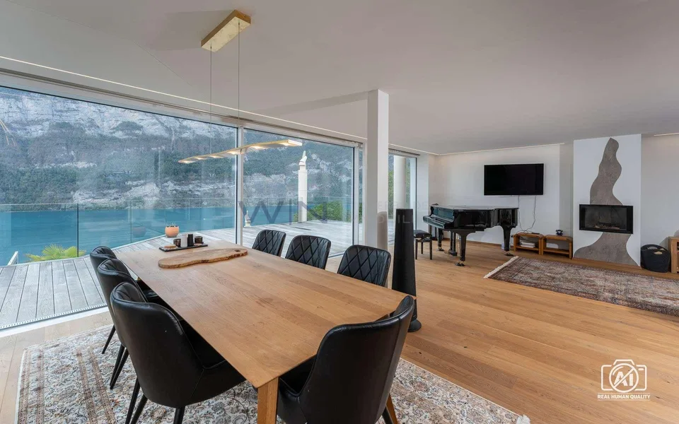 Attic terrace apartment with panoramic lake view