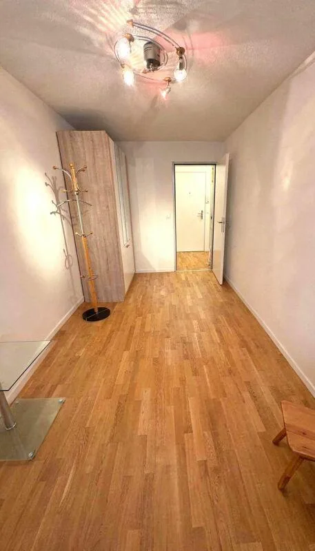 helle 4.5 Zimmer-Wohnung im Grünen