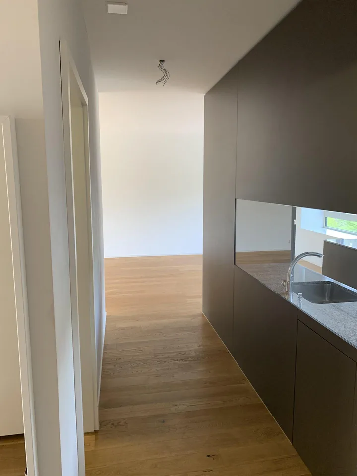 Schöne , helle 3.5 Zimmerwohnung – photo 2 sur 6