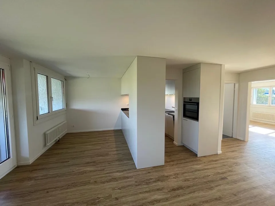 Ihr frisch saniertes Zuhause wartet auf Sie!
