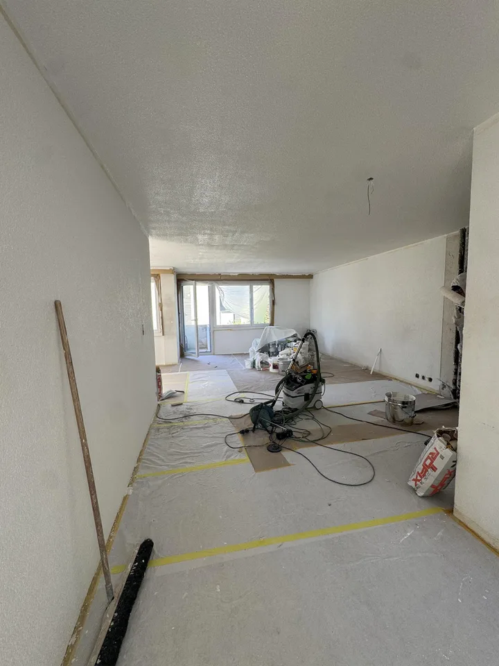 Neu renoviert, 4.5 Zimmerwohnung in gepflegter Liegenschaft