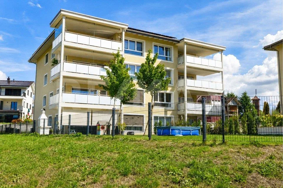 Wohnen mit Weitblick – grosszügige 4.5-Zimmer-Wohnung mit Ausbaupot... – foto 3 di 13