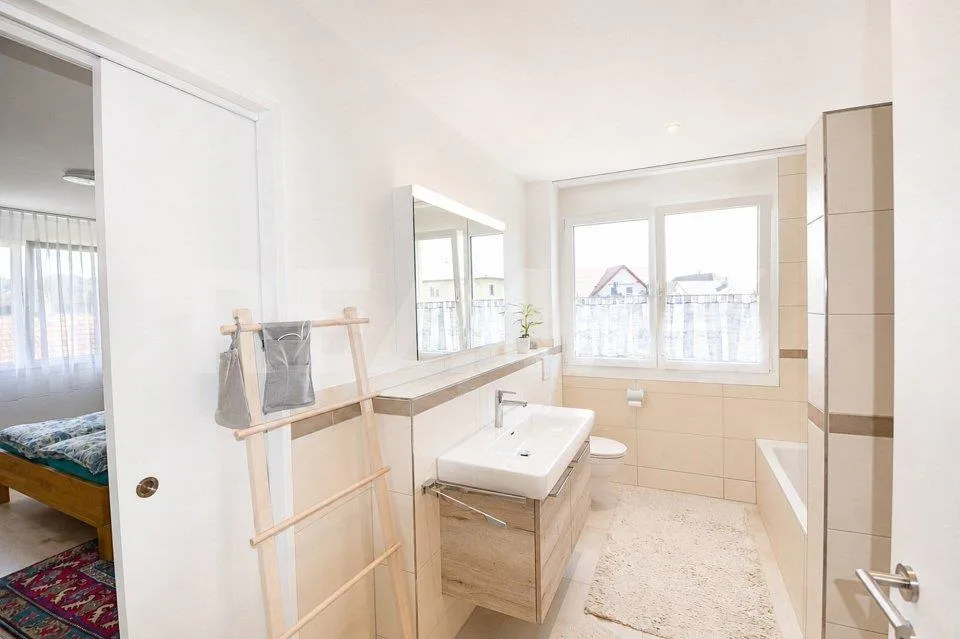 Wohnen mit Weitblick – grosszügige 4.5-Zimmer-Wohnung mit Ausbaupot... – foto 7 di 13