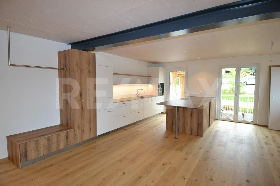 Familienhaus mit Einliegerwohnung - Perfekt als Generationenhaus oder zur Miete – Foto 9 von 14